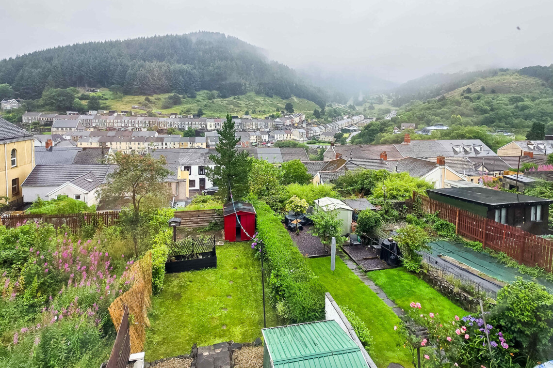 Garden view and local area