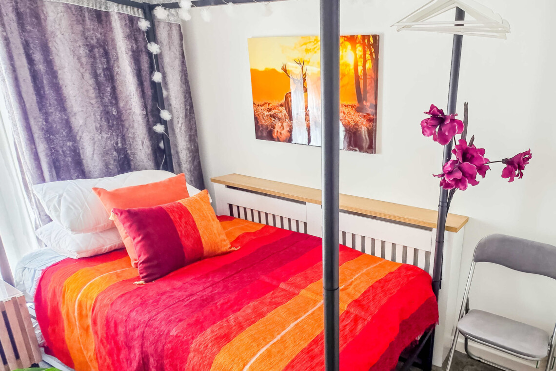 Cosy single bedroom