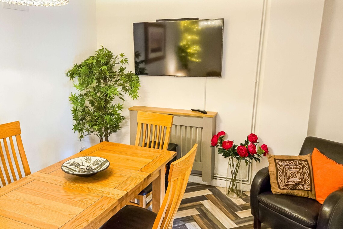 Dining area with Multimedia TV